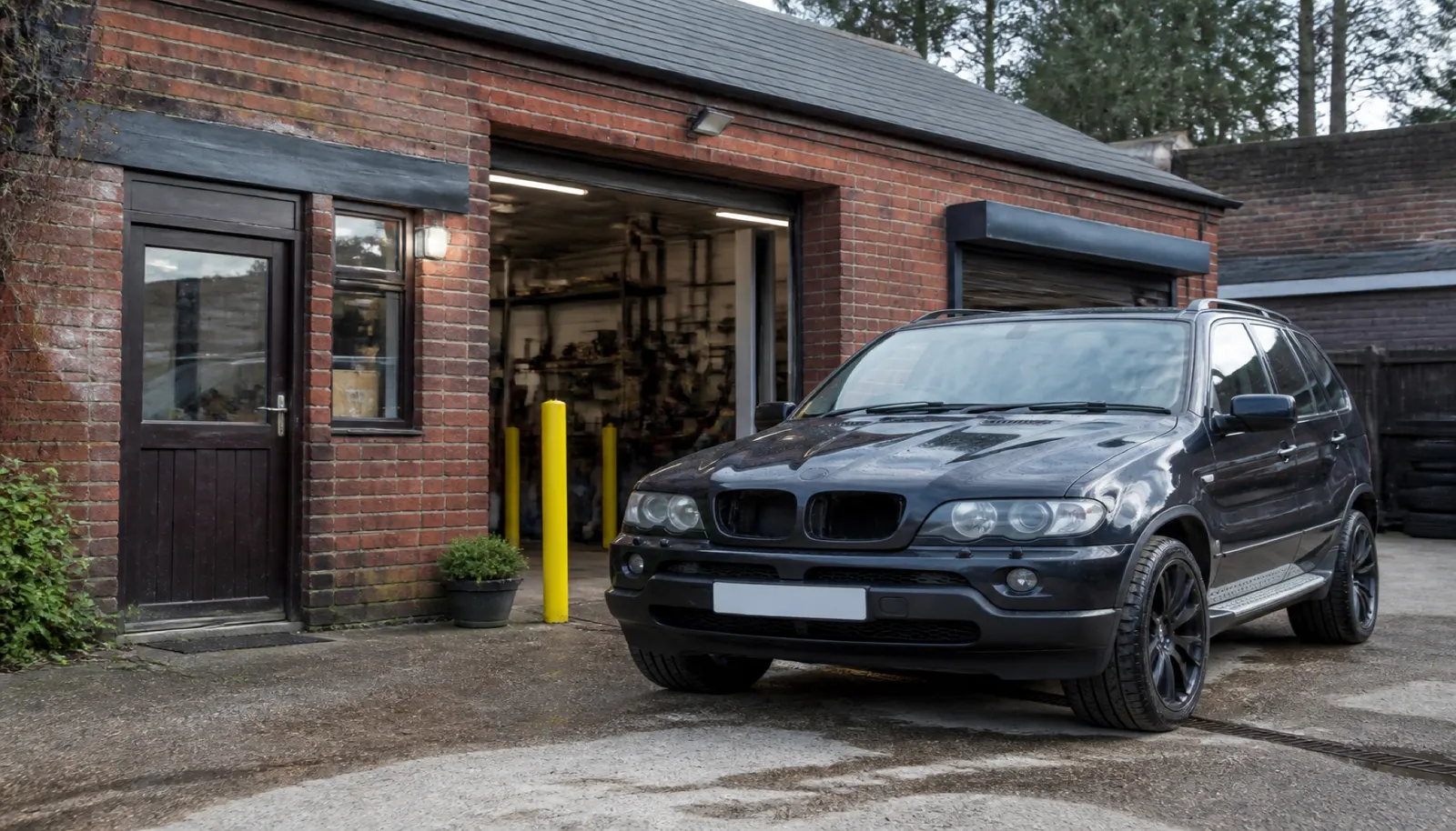 Independent BMW Specialist vs Main Dealer: Warranty, ISTA and What You Actually Buy